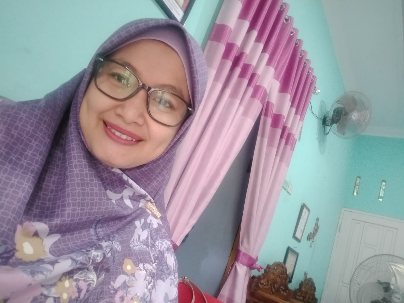 Ustadzah Indah
